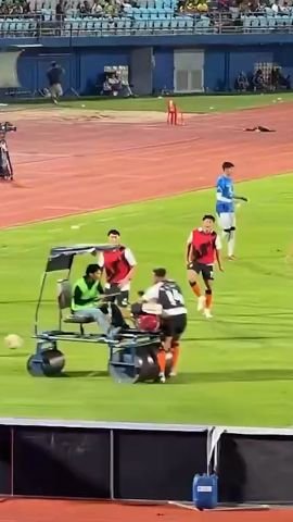 26092102_FootballUnderLawn-hnk-digvid-vrtc-clean-thumbnail.jpg
