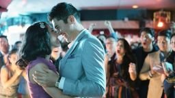 CRAZY RICH ASIANS, from left: Constance Wu, Henry Golding, 2018.