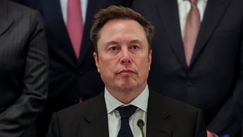 Elon Musk attends a meeting on artificial intelligence in the East Room of the White House on September 29.