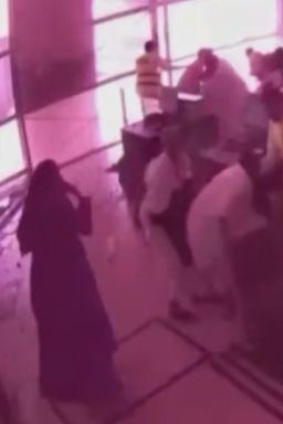 saudi airport thumb.jpg