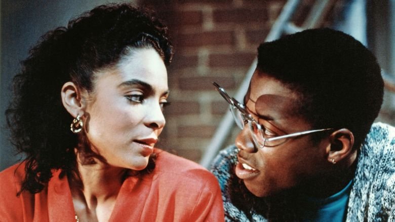 A DIFFERENT WORLD, (from left): Jasmine Guy, Kadeem Hardison, (1989), 1987-93, © Carsey-Werner Co. / Courtesy: Everett Collection